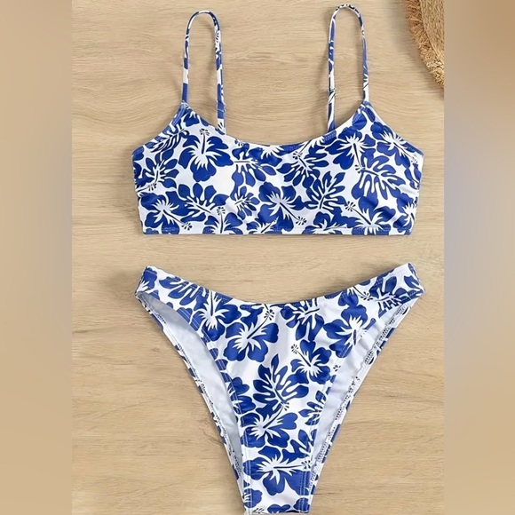Blue Floral High Cut Bikini Set - Picture 4 of 7